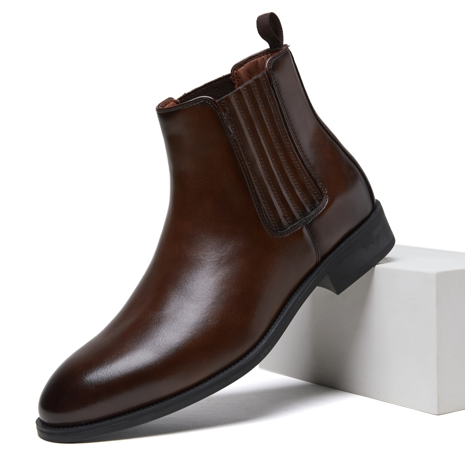 Men Formal Wear With Boots - أحذية تشيلسي الكلاسيكية للرجال من ديساي
